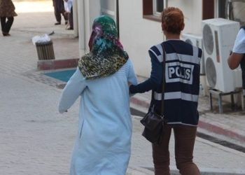 “Gerekirse bebeği de tutuklarım”