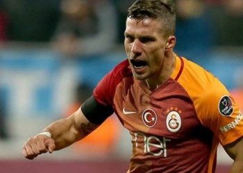 Ve Podolski’yi açıkladılar