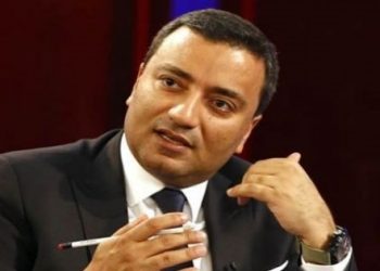 Egemen Bağış konuştukça batıyor