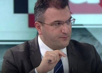 Cem Küçük’ten Acun Ilıcalı, Terim ve Ergen’e referandum baskısı