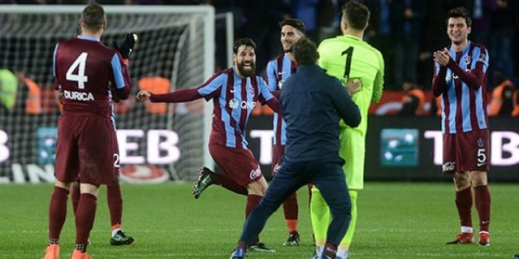 Olcay Şahan’dan kolbastı şov!