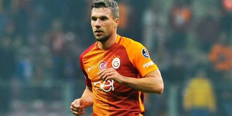 Podolski “Polis Devletini” gördü