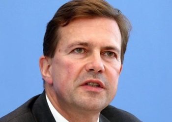 NATO ve Almanya’dan iltica açıklaması