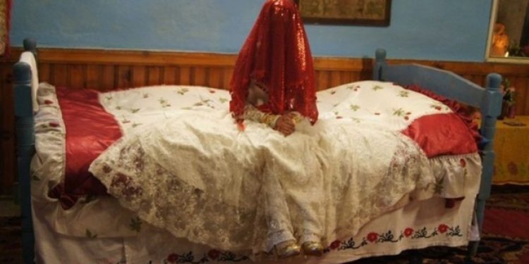 Kız çocukları kaçırılıp zorla evlendiriliyor