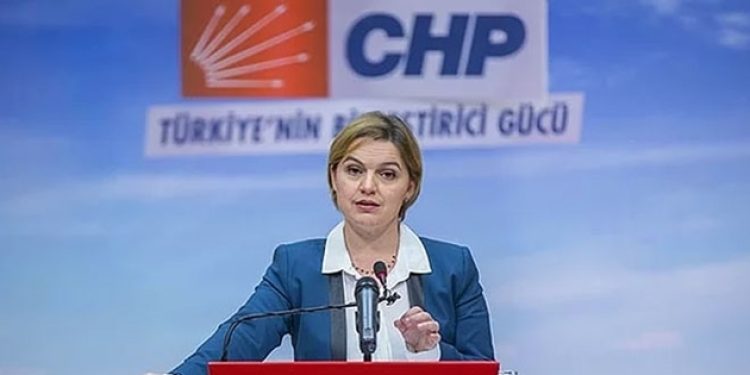 Birşeylerden korkuyorlar