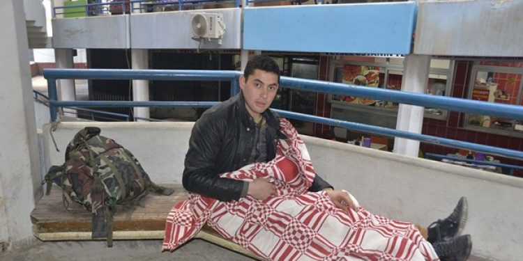 ​Hava değişimine gelen asker sokakta kaldı