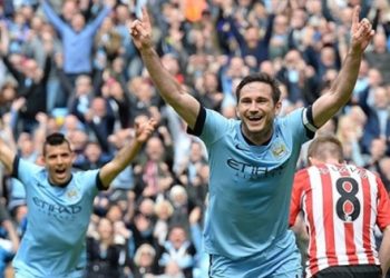 Bir efsane daha futbolu bıraktı