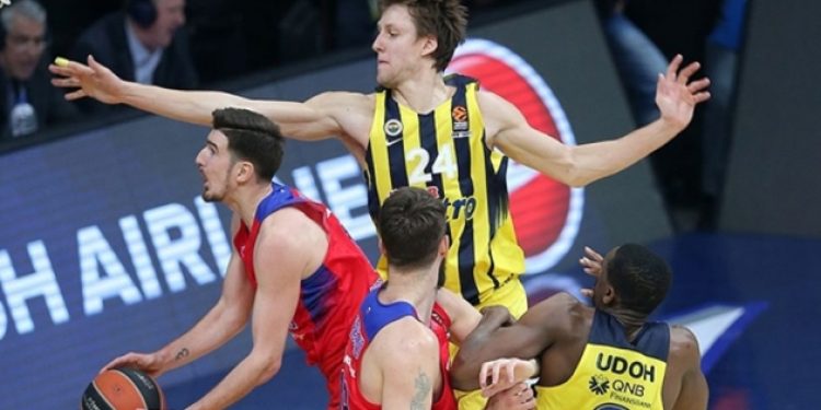 Fenerbahçe, CSKA Moskova’yı devirdi