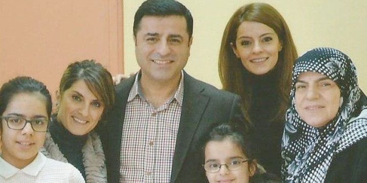İşte Demirtaş’ın hapisten fotoğrafı