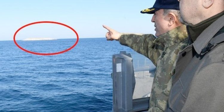 Yunanistan’la kayıkçı kavgası mı yapıyoruz?