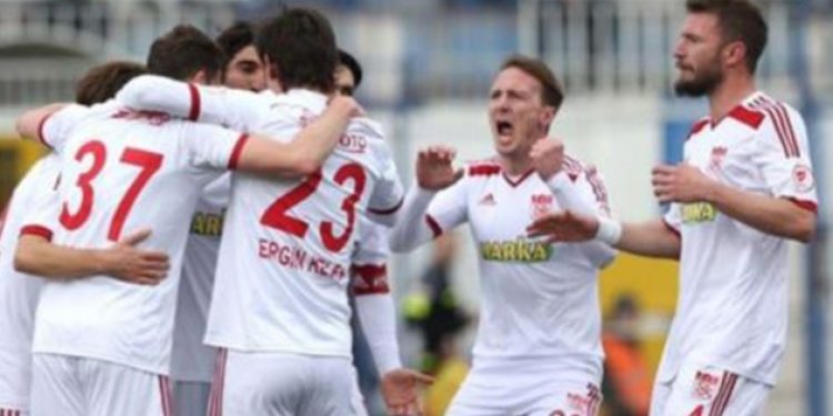 İlk bileti Sivasspor kaptı