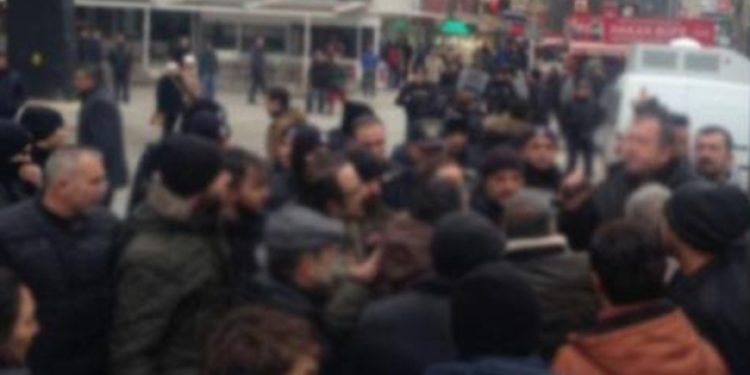 Kamu emekçilerine polis müdahalesi
