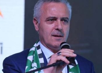 AKP Genel Başkan Yardımcısı boş salona konuşunca kızdı