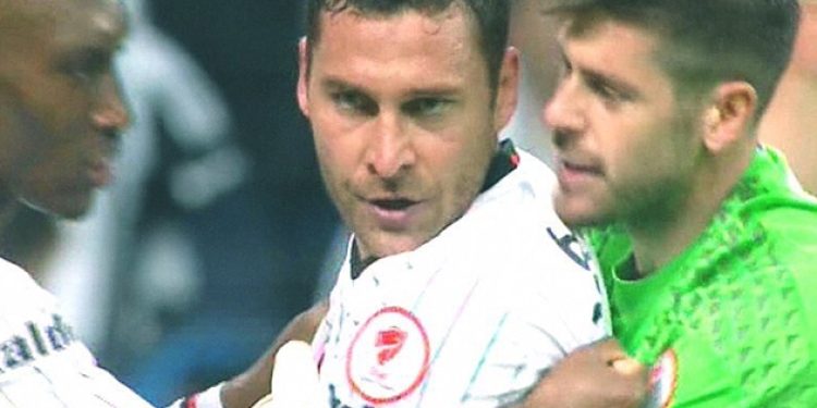 Beşiktaş’tan Tosic’e ceza