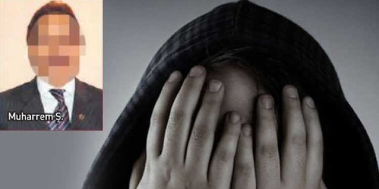 Öğrencisini kitapla darp etti