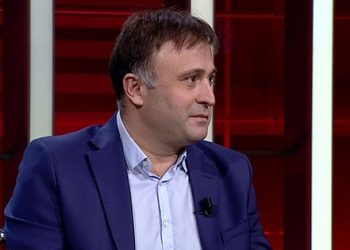 Aydın Doğan “Başkanlığa hayır” diyen yazarı kovdu!