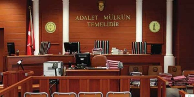 Böyle davaya böyle duruşma