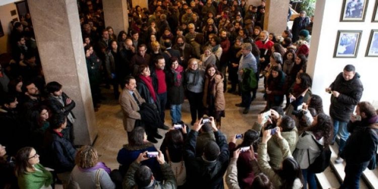 Üniversiteden ihraçlarda geri adım sinyali