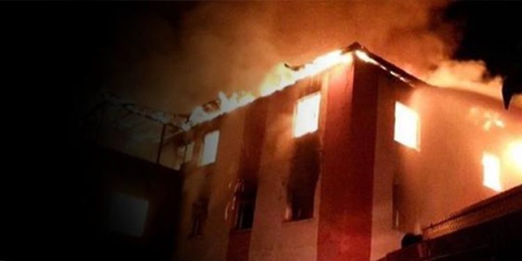 35 bina kaçak, 10’unda yangın merdiveni yok!