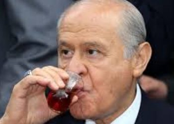 Bahçeli kendi isminden slogan çıkardı