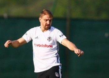 Beşiktaş’ta Caner müjdesi