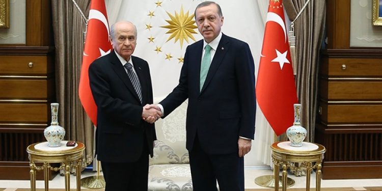 AKP ve MHP sıkıntıda!