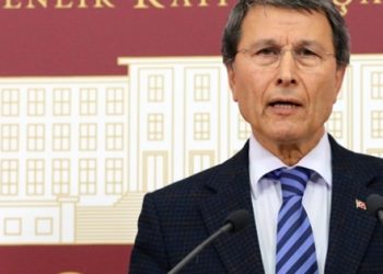 Halaçoğlu’ndan bomba iddia: Bahçeli de pullarını teslim etti