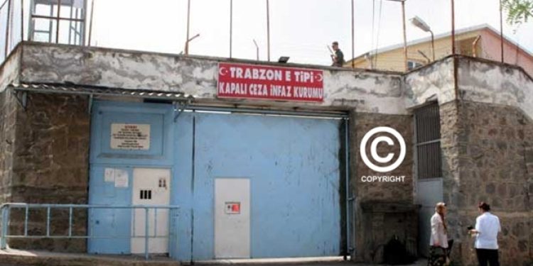 Annelere saldırı bu kez Trabzon’da