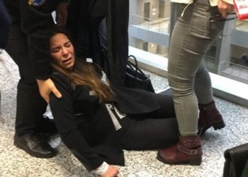 Ünlü oyuncu adliyede sinir krizi geçirdi