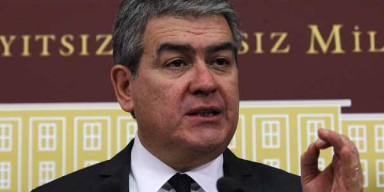 Süheyl Batum’un görevine son verildi