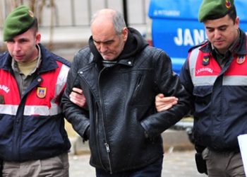 Ünlü yönetmen hırsızlıktan tutuklandı