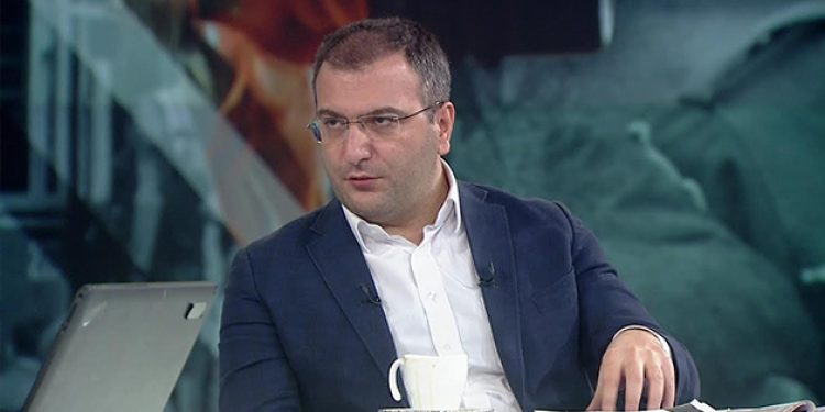 Cem Küçük: Aydın Doğan darbecilikten yargılanacak