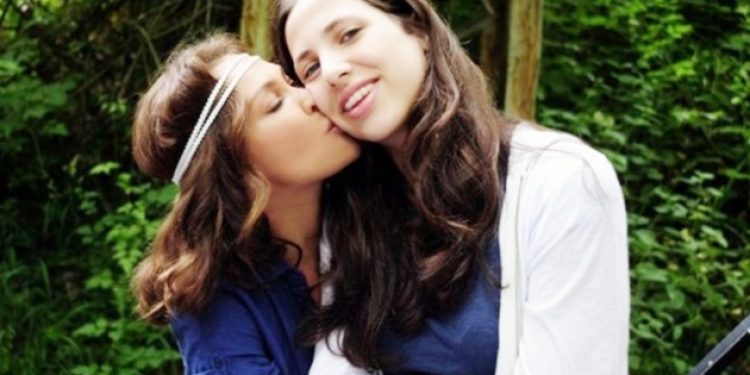 Hülya Avşar: Zehra’dan utanıyorum!