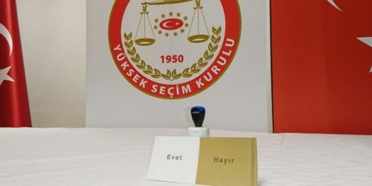 ​Avrasya’nın anketine göre, ‘Hayır’ oylarının oranı yüzde 56.4