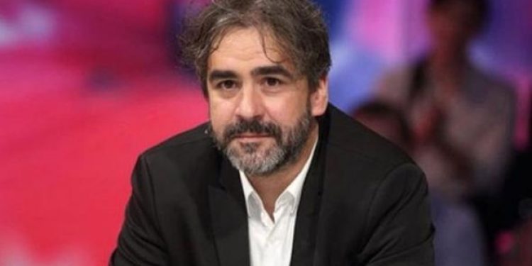 Deniz Yücel, tutuklanma talebiyle mahkemeye sevk edildi