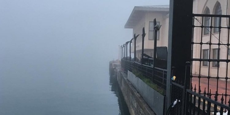 İstanbul’da deniz ulaşımına sis engeli!