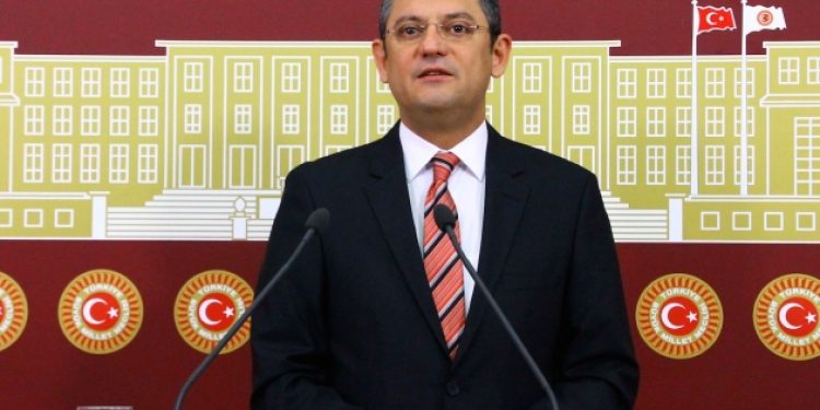 ”Kesin ‘hayırcılar’ yüzde 42’de, kesin ‘evet’ diyenlerin sayısı, yüzde 28’e düştü”