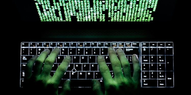 Şok! Milyonlarca mail hesabı çalındı