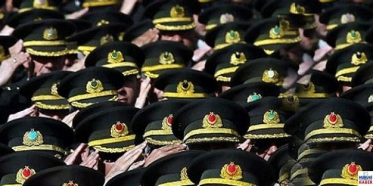 ​TSK’ya operasyon: 71 askeri personelden 40’ı gözaltına alındı