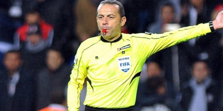 UEFA’dan Cüneyt Çakır’a dev maç