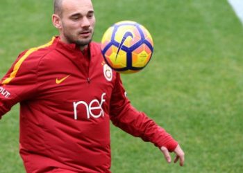 Sneijder için flaş karar…
