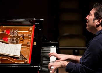 Skandal! MEB Fazıl Say’ı müfredattan çıkardı!