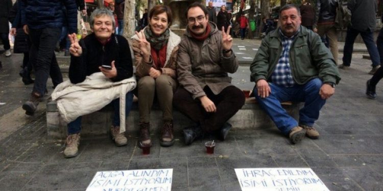 Gözaltında kolu kırıldı!