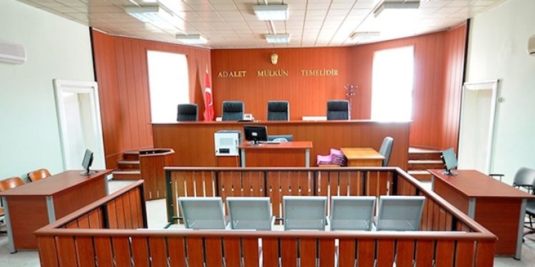 Hizmet’i eleştirmemek de suç oldu!