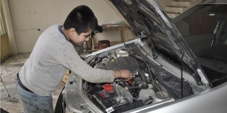 Fakir çocuğunun eğitim hayatını bitirecek düzenleme