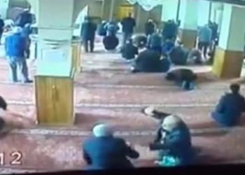 Bağış paralarını çalmaya çalışan şüpheliye dayak