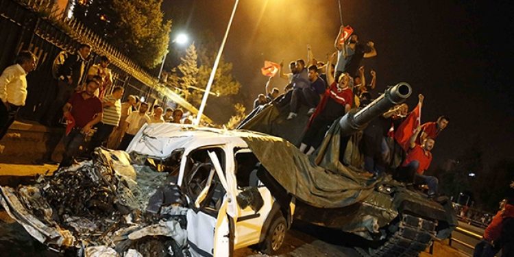 Alman istihbarat şefi: Darbenin arkasında Gülen yok