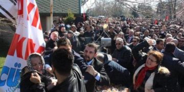 Meral Akşener’in toplantısına saldırı!