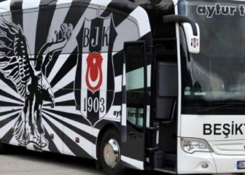 Antalya’da Beşiktaş otobüsüne saldırı