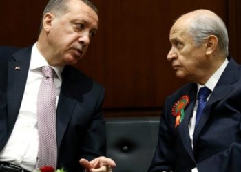 AKP anketlerden tatmin değil!